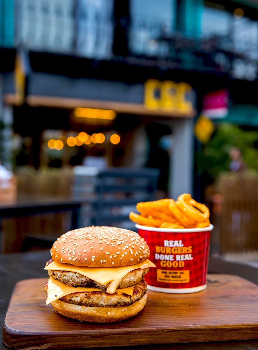 CGC burgers & fast food photography by Qaurus, frame 2 of 5